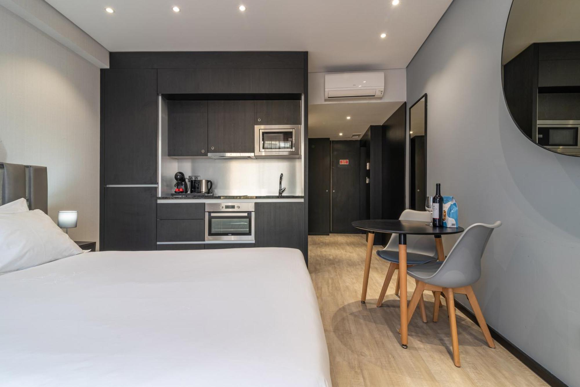 Ferienwohnung Dom Luis Flats Vila Nova de Gaia Exterior foto
