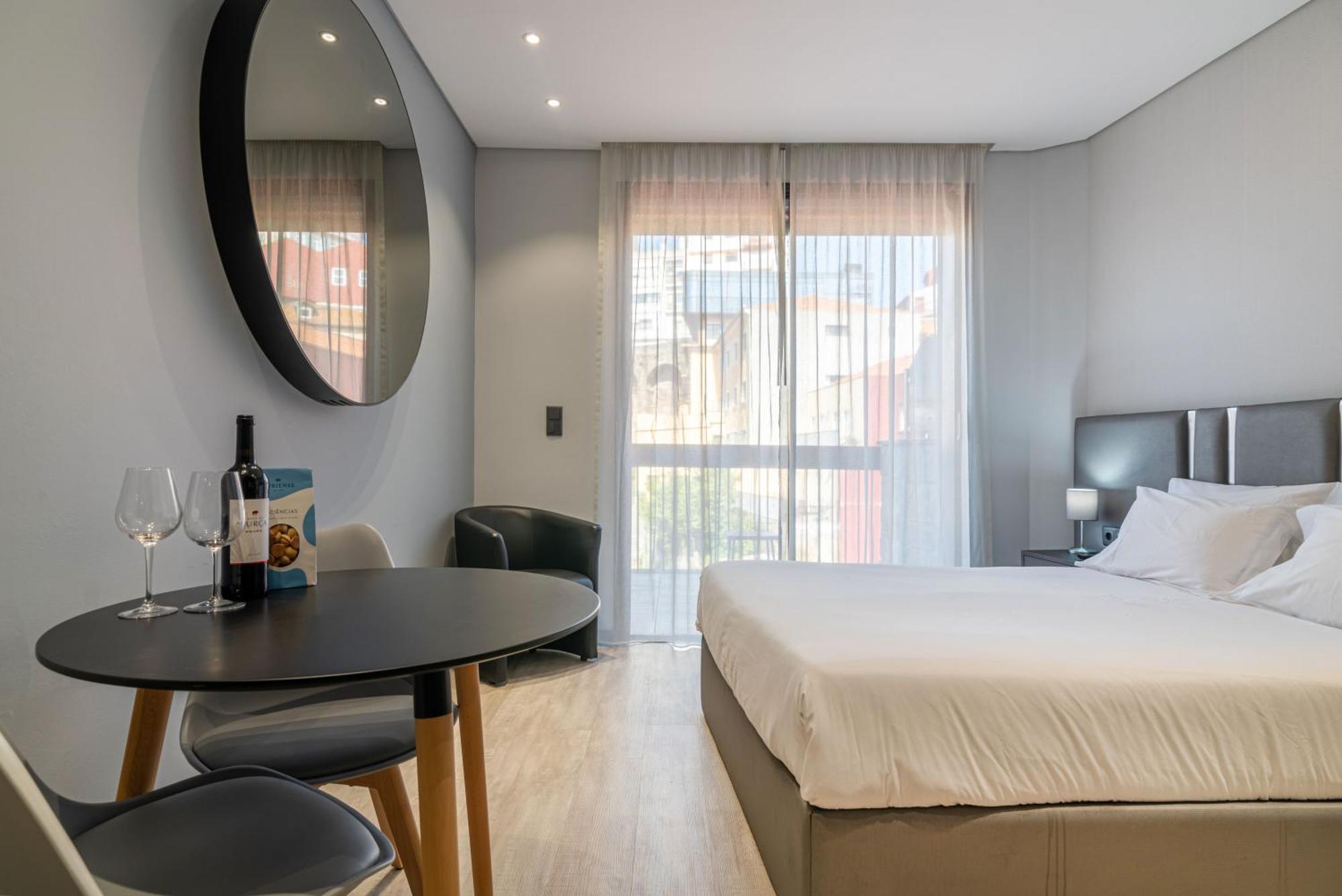 Ferienwohnung Dom Luis Flats Vila Nova de Gaia Exterior foto